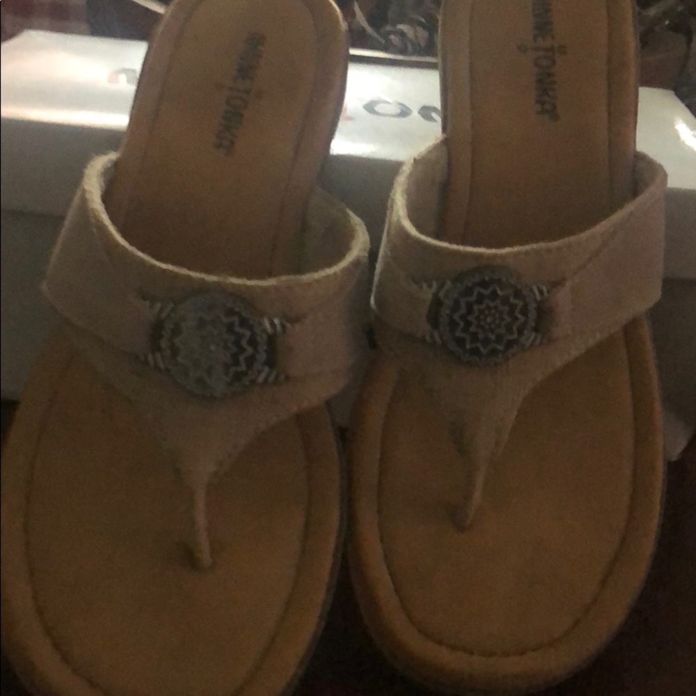 NWT linen and suede sandals